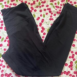 V-Cut Leggings Lululemon — Size 6, GUC